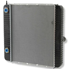 Radiator Fits Ford Truck 2004-2007 F650 F700 International 3000-4600 Series
