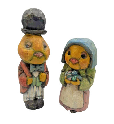 2 VTG Silvestri Chickens Folk Easter Decor Primitive Figurine Eggs 5.75''/7.4''