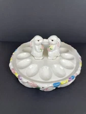 Mervyn's Easter Egg Tray & Bunnies Salt & Pepper Shakers 3 Piece Set EUC