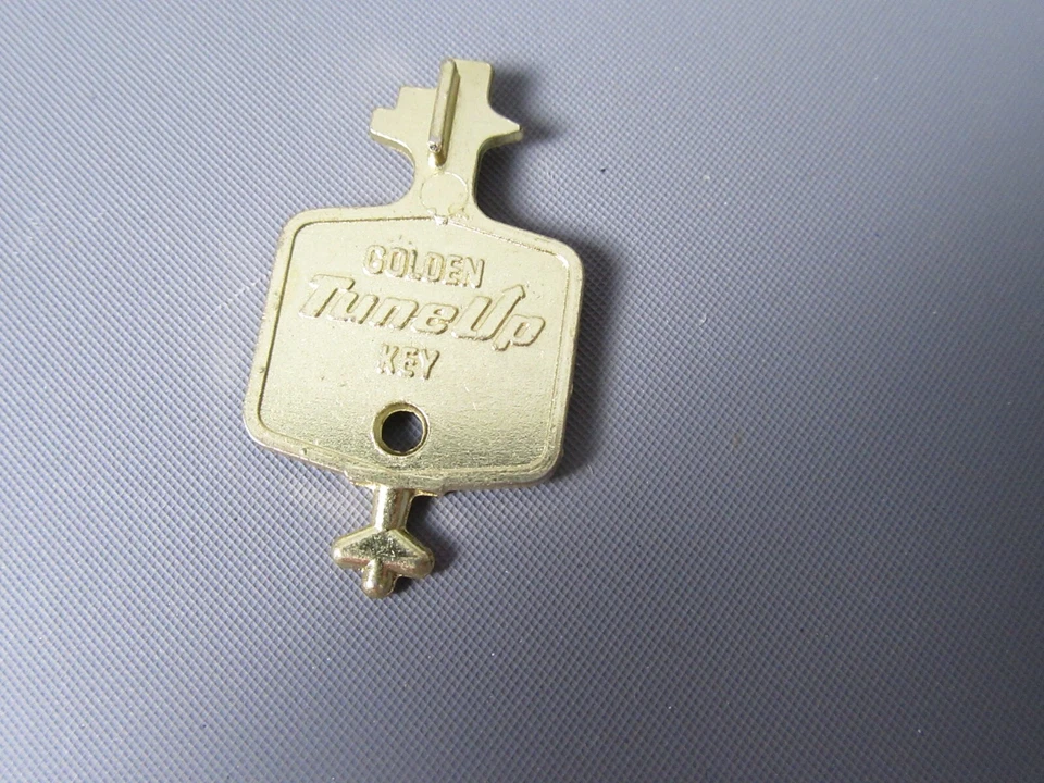 B166 Vintage 1969 Corgi Rockets 928 UK Mercedes 280 SL Chiave Dorata Metallo - Immagine 2 di 2