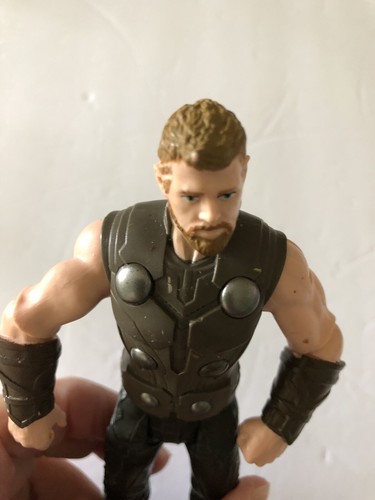 Marvel Avenger Thor Modellino Hasbro 2017 - Foto 2 di 5