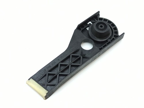 Mercedes-Benz B W246 W242 2013 Kühlerhalter Halterung A2465040440