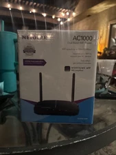 NETGEAR - AC1000 Dual-Band Wi-Fi Router - Black - NIB