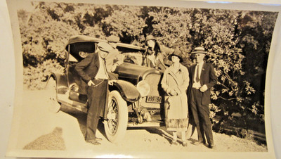 1924 MARMON Roadster, 1925 CA license plate #499 94. 5 1/2'' x 3 1/2'' b&w photo.