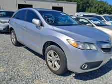 Driver Radiator Fan Motor Fan Assembly Radiator Fits 10-15 CROSSTOUR 4766124