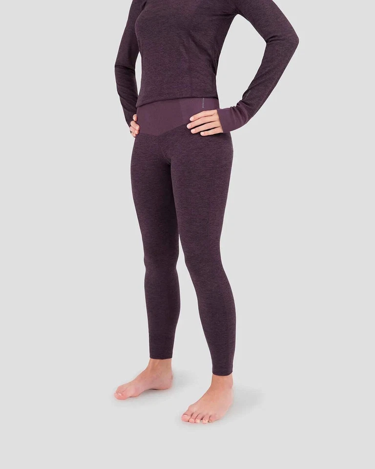 Terramar W8218 - 2.0 Women's Cloud Nine Midweight Performance Baselayer Leggings - Image 2 of 4