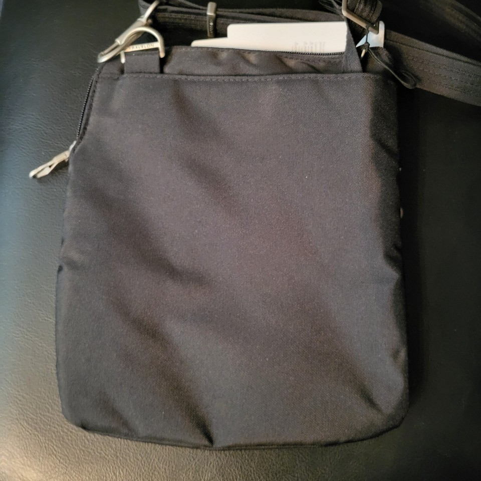 Travelon Anti Theft Double Zipper Crossbody Bag Purse Black NEW Classic
