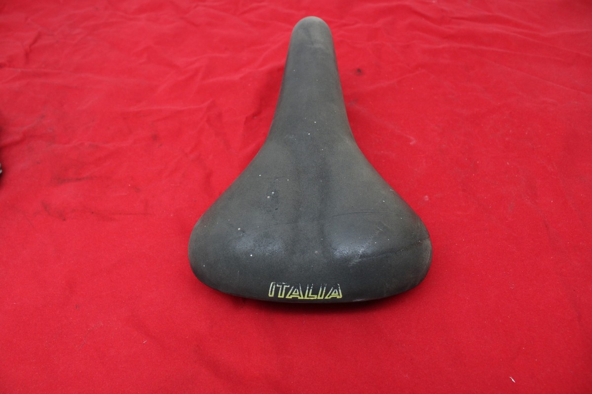 Selle Selle Italia Anatomique Vintage - Neuve De Stock Avec Petite Coupure - Noire