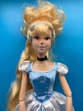 Disney Store Princess Cinderella 17" Singing Articulated Doll WORKS 1st Edition