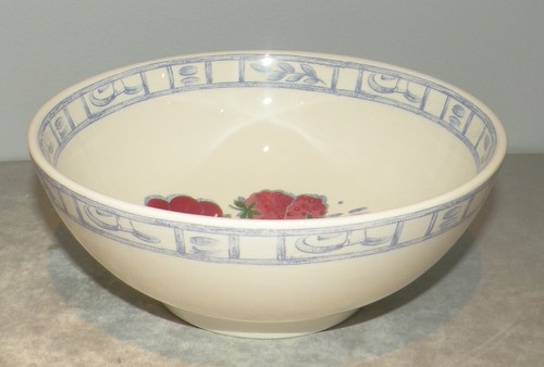NEW Cereal Bowl Oiseau Bleu Fruits Pattern GIEN - Picture 2 of 5