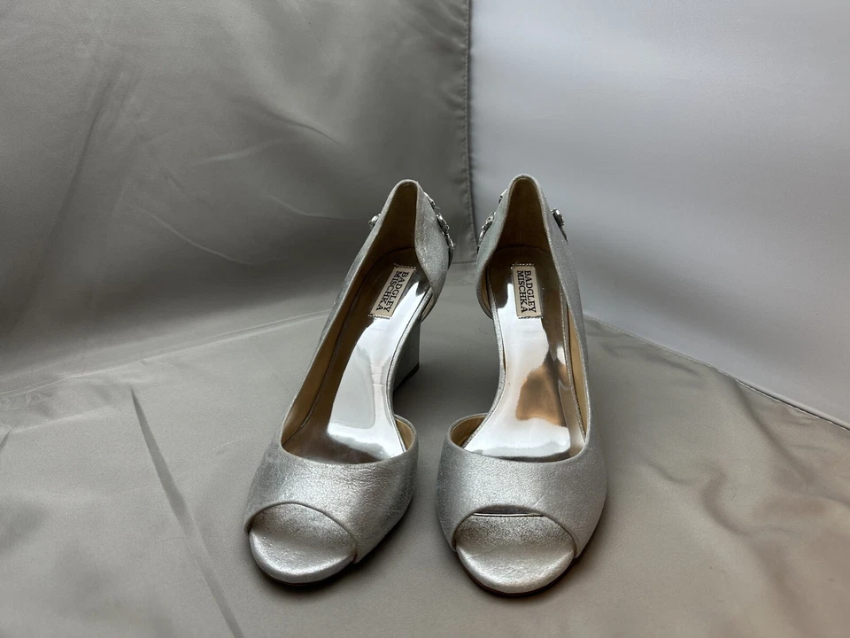 Tacón de cuña Badgley Mischka Meagan II, plateado, para mujer 9,5 Foto 2 de 4