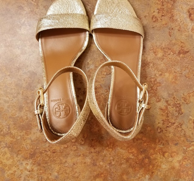 tory burch savannah wedge
