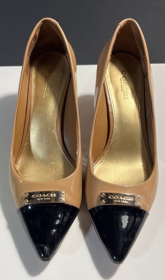 Bomba Coach Zan charol tapicoa/puntera puntiaguda negra talla 6,5