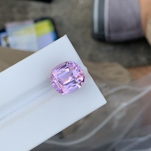 Top SI 11.20 Carats Baby Pink Cushion Cut 12.8 mm Natural Kunzite Loose Gemstone - Picture 2 of 10