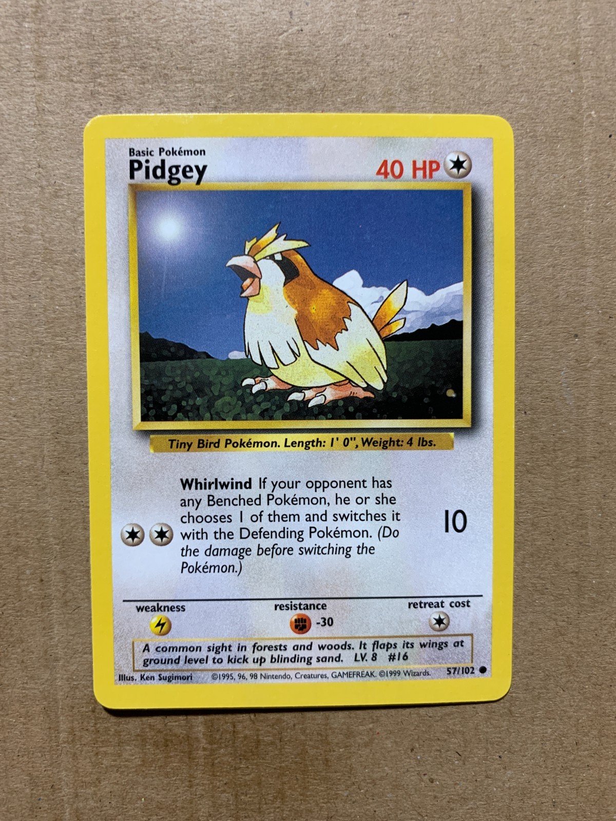 Pidgey 57/102 Base Set - Common Pokemon Card - NM/Mint