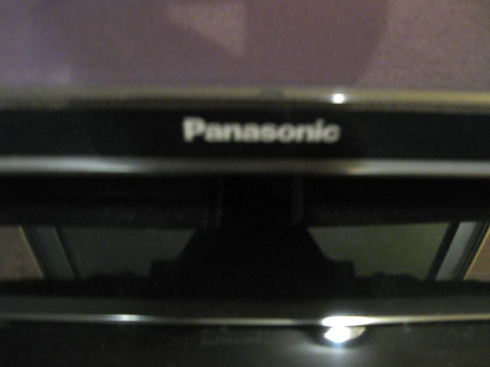 Panasonic Viera 50” Plasma TV  TC-P50S60 – Excellent Picture Remote & Stand - Image 2 of 4