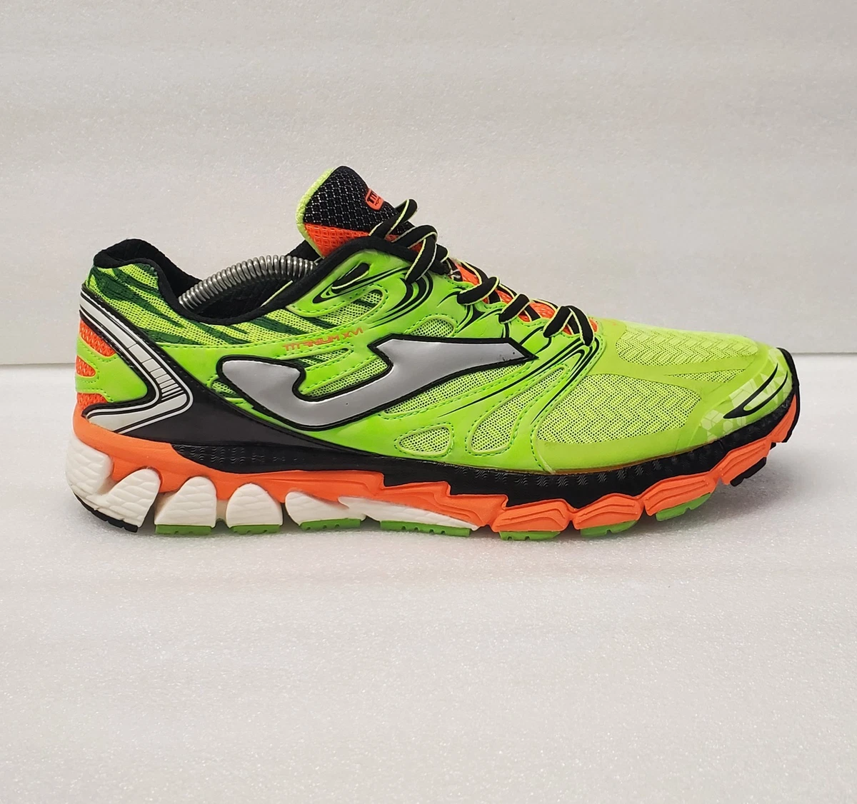 Perú: Zapatillas y Ropa Deportiva de Calidad Perú: Zapatillas y Ropa Deportiva de Calidad