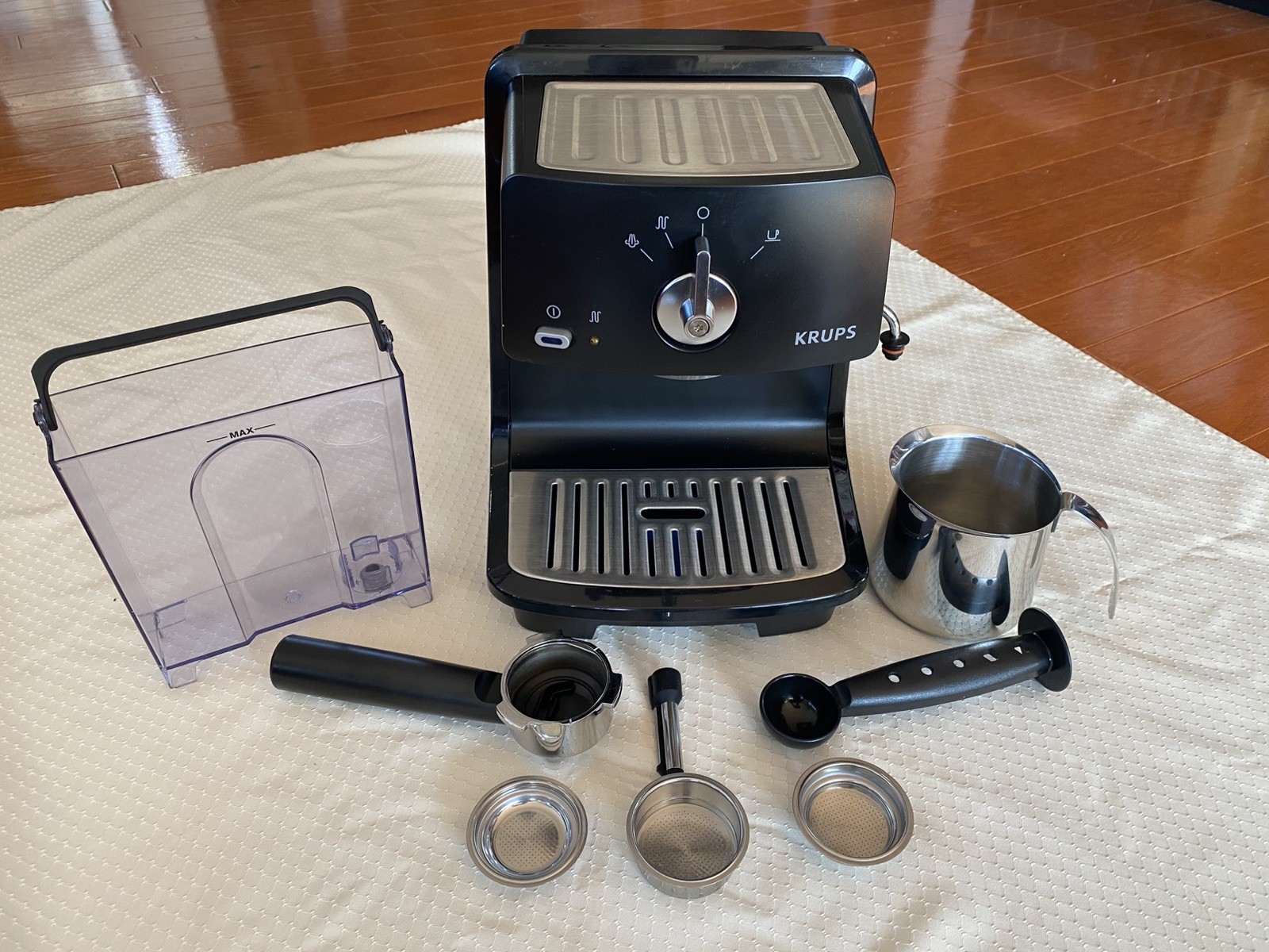 Krups XP 4000 Espresso Machine, Lightly Used, Clean, Works Great, All Original