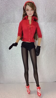 JASON WU FASHION ROYALTY GIRL OF THE MOMENT DOLL VERONIQUE PERRIN