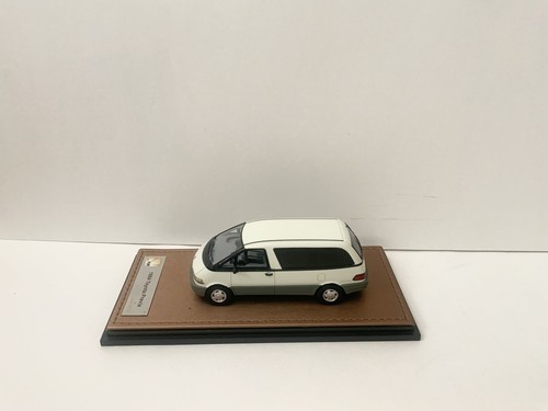 1/43 1994 Toyota Previa Van white GLM 300102, Rare - Picture 4 of 9