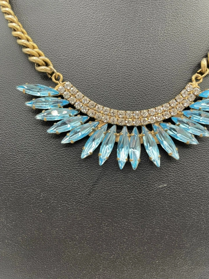 Collar Elizabeth Cole tono dorado espiga azul transparente estrás cuello babero 17"-19" Foto 2 de 4