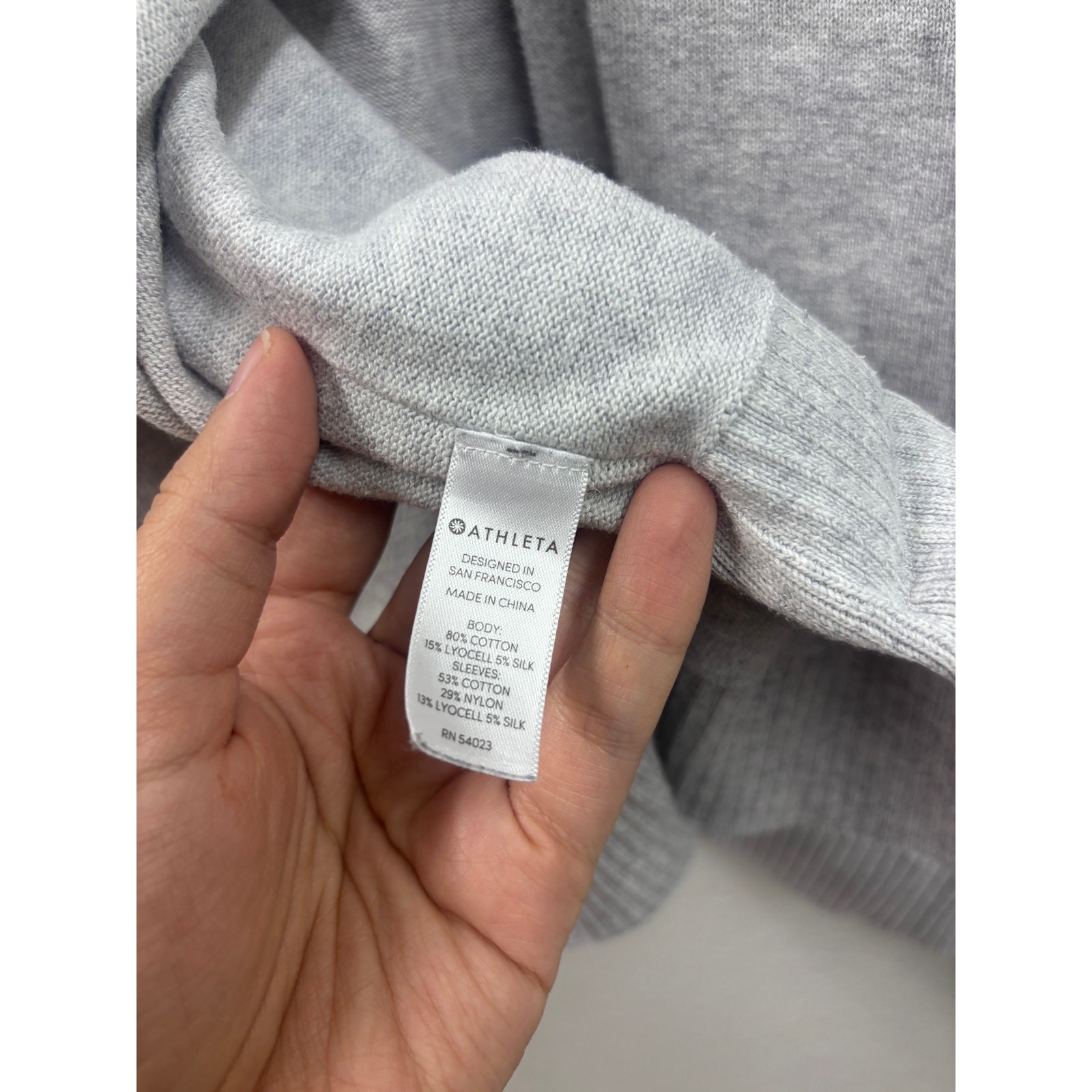 Athleta Medium Highland Crossback Gray Sweater - image 6