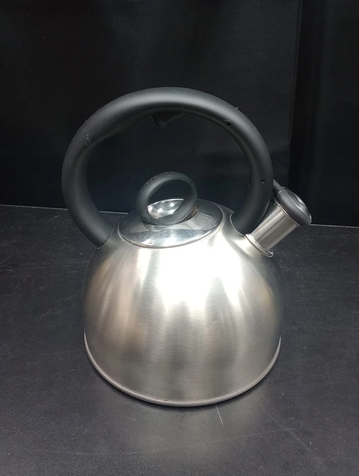 HERVIDOR CUISINART ACERO INOXIDABLE 2 CUARTOS Modelo CTK-S-17MR Foto 4 de 4