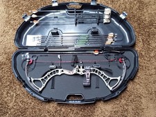 Bowtech Insanity CPX  Right Handed Compound / 29" Draw / 60 Lb / Camo  11 Arrows