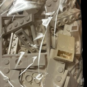 LEGO MODEL TEAM RACING TRUCK 5563 BUILDING SET 1999 RETIRED WITH BOX AS IS