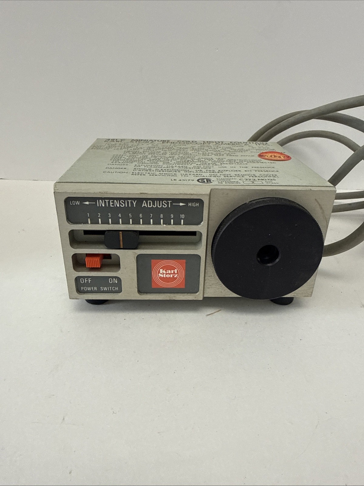 Karl Storz 481C Miniature Cold Light Fountain 117 Vac 50/60 HZ-2. AAC - WORKS