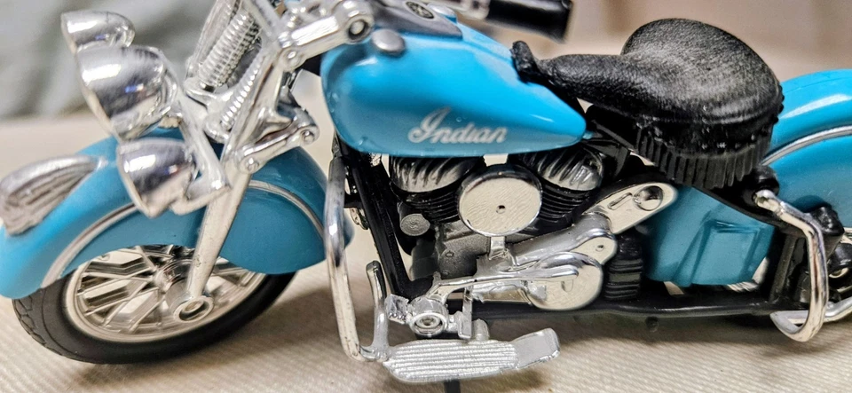 Guiloy #17660 1/10 INDIAN CHIEF 384 (1948) / NAVY-BLUE - Image 2 of 4