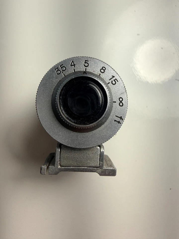 Canon 35mm view finder vintage with case 银色 — 第 2/4 张图片