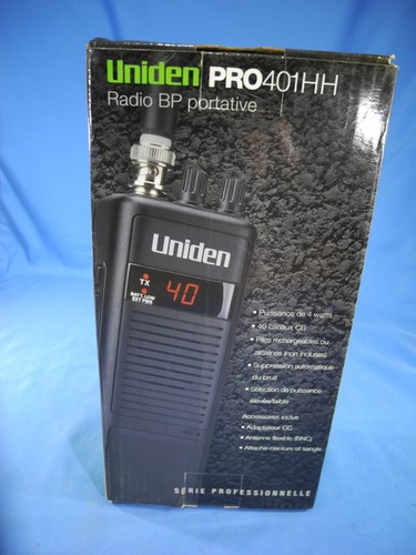 Uniden PRO401HH 40 CB Channel Handheld CB Radio 4 Watts transmit Power New - Zdjęcie 3 z 10