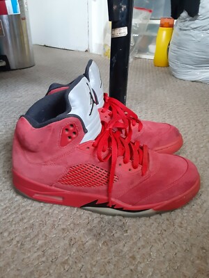 Jordan 5 Retro Red Suede - Size 10.5 ( 136027-602 ) *Read