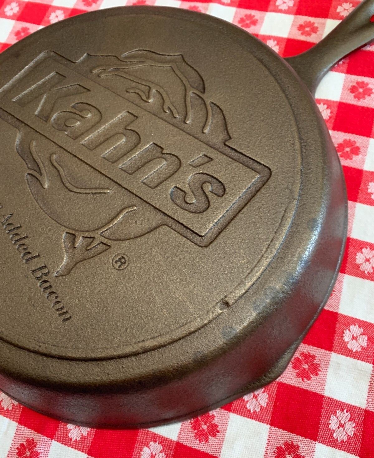Lodge Cast Iron Skillet, 10 Inch Diameter, KAHN'S Bacon Advertising