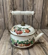 Tabletops Unlimited Kensington Garden Tea Pot Vitroceramic Induction Kettle