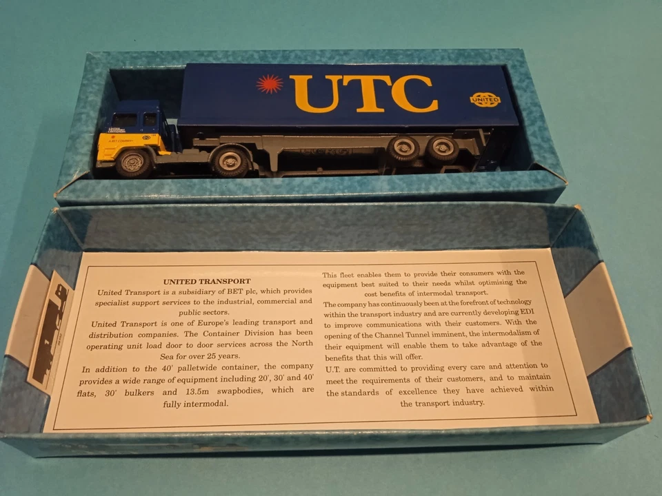 UTC Volvo container camion autocarro Arenato Die Cast Model 1/64 Corgi Classic - Immagine 2 di 4