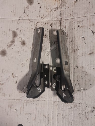 Audi A4 B5 VW Passat 3b Motorhaubenscharniere Scharnier 3B0823301 3B0823302