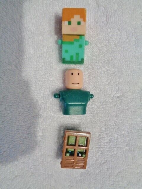 Lego People 3 Mini figure Cube Pixel Window Minecraft Alex Green