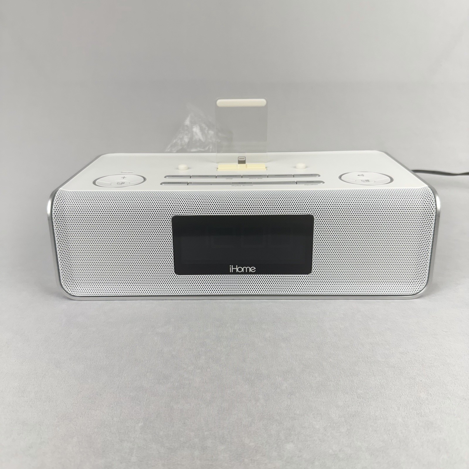 Rare White iHome iDL43 iPod/iPhone Station Alarm Clock &ndash; T