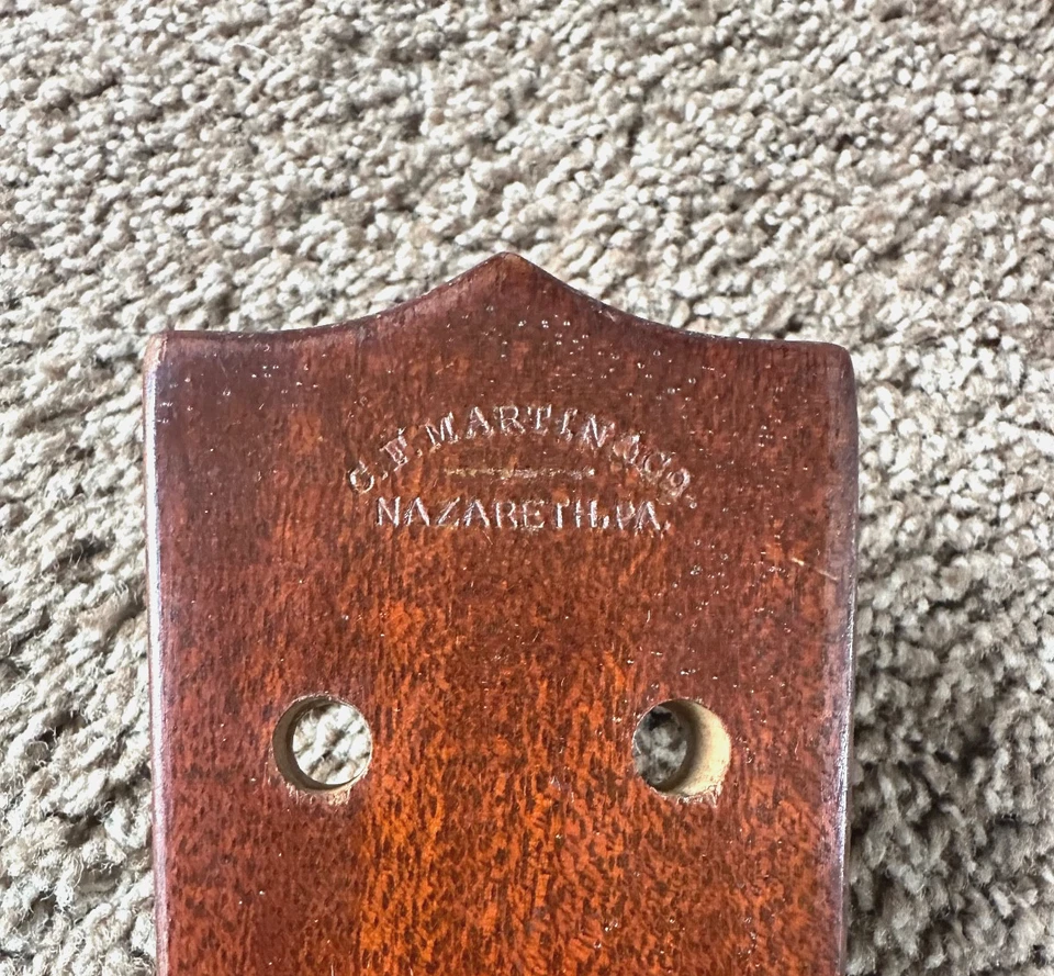 Antique 1920s C.F. Martin & Co.Ukulele Mahogany Soprano Style 0  OUTSATANDING !! - Image 4 of 4