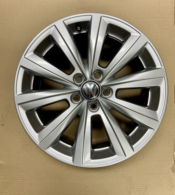 1x VW Original Alufelge Mistral Polo 6R 6R0601025 7Jx16 ET46 Alu