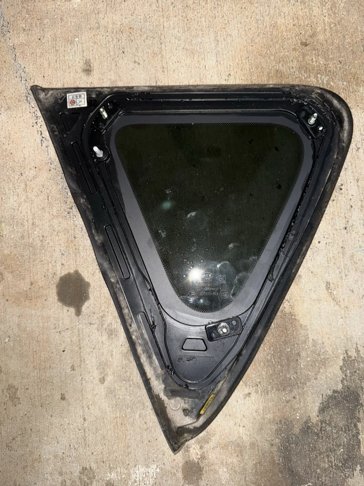 Kia Soul 2014-2016 cuarto de ventana de vidrio lado pasajero trasero derecho OEM Foto 3 de 3