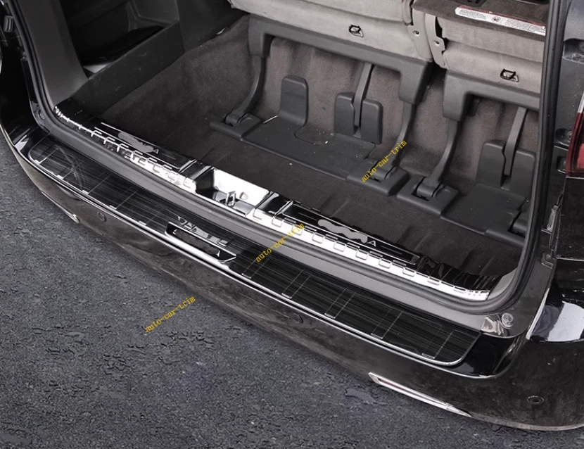 Parachoques trasero externo de titanio negro para Toyota Sienna 2011-2020 moldura de puerta Foto 4 de 4