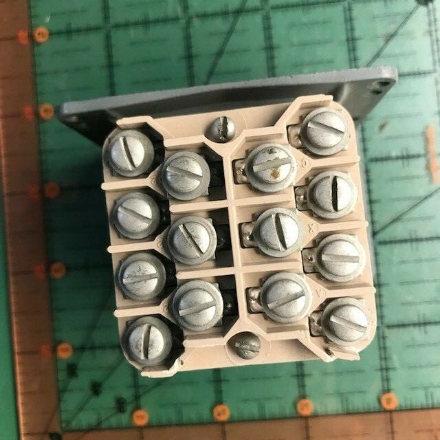Picture 2 of 3