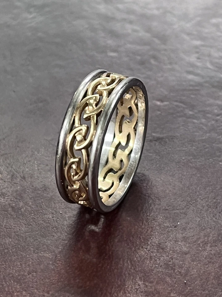 Irish 14K White and Yellow Gold Trinity Knot Wedding Ring SIZE 11.5 - Image 3 of 4