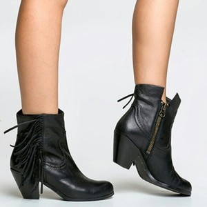sam edelman louie bootie