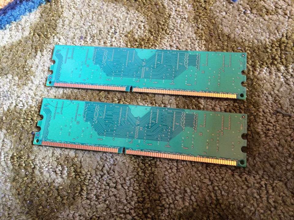 Samsung 256MB X 2 DDR PC3200U RAM PC3200U-30331-A1 M368L3223FTN CCC Memory 512mb - Image 4 of 4