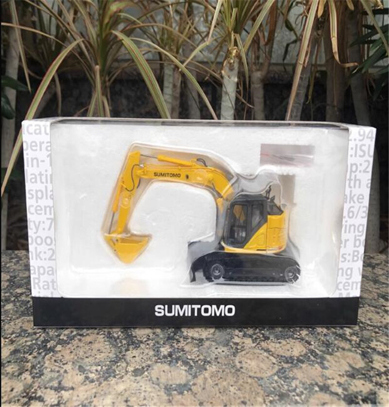 SUMITOMO SH135X-7 1/50 SCALE MODEL 住友 ミニチュア