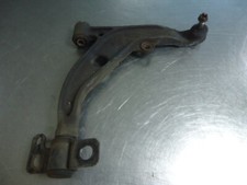 Triangle de suspension Daihatsu GRAN MOVE
